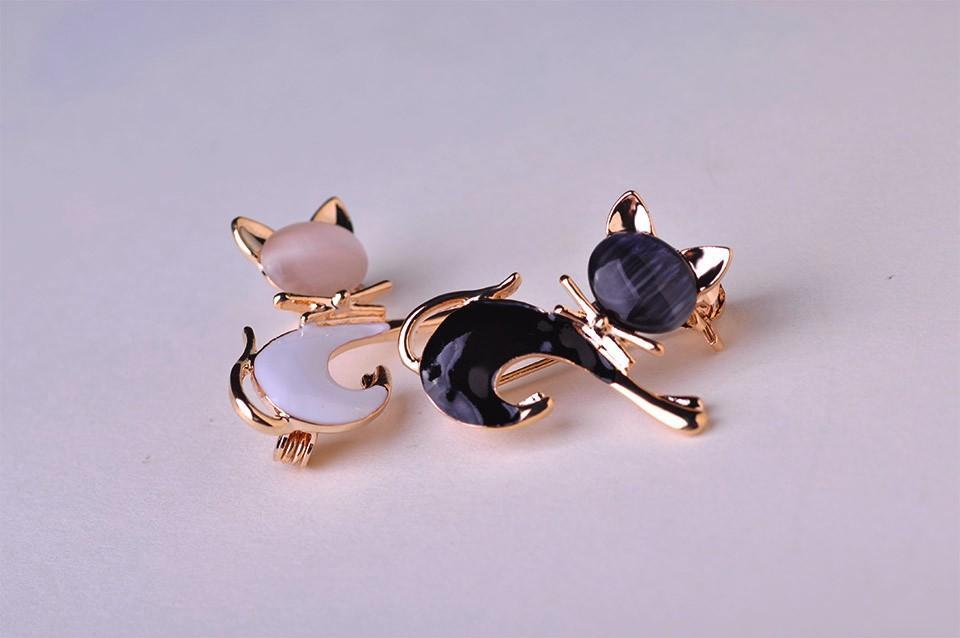 Black and White tie brooch together